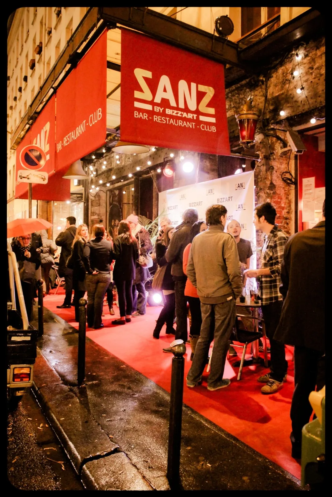 Le Sanz Restaurant Bar Paris
