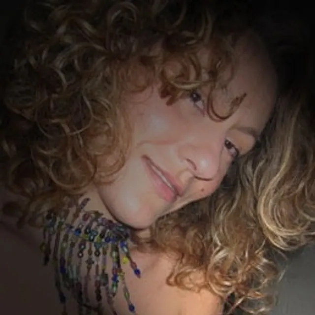 MAGALIE L
