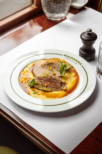 Madonna Restaurant Paris