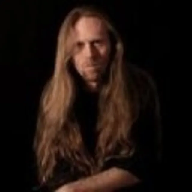 LOIC T