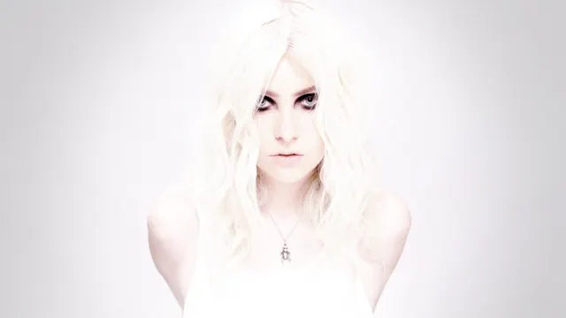 The Pretty Reckless en concert @ Divan Du Monde