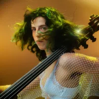 Louise Knobil