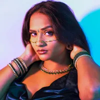 Saloni