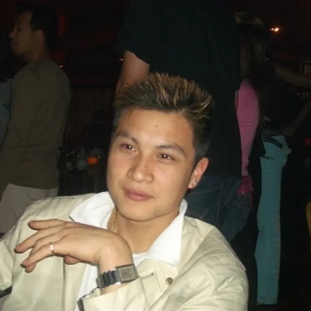 Viet D