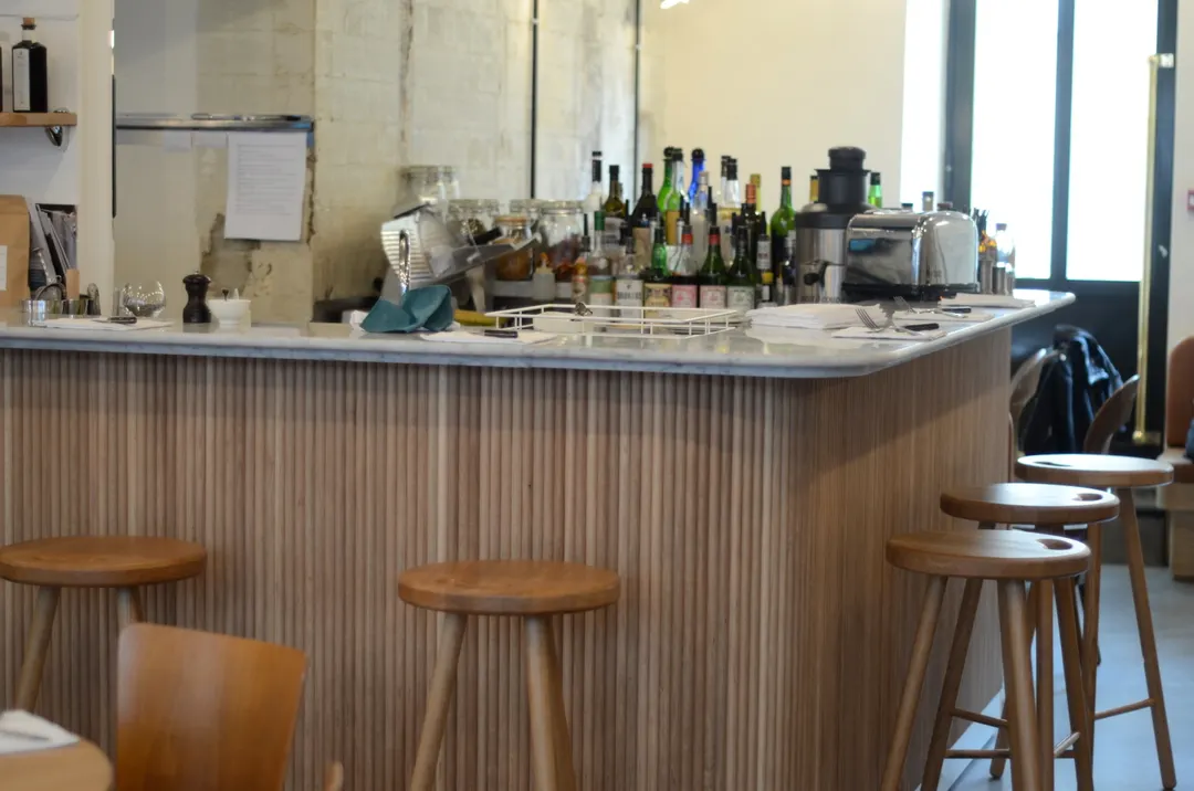 Le 52 Faubourg Saint Denis Restaurant Paris