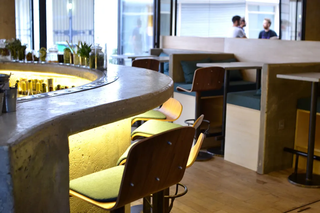 Gravity Bar Restaurant Bar Paris