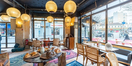 Le Neuvième Sauvage Restaurant Bar Paris