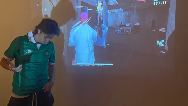 Arte Dans Le Club X H Jeunecrack, Infinit, Mairo