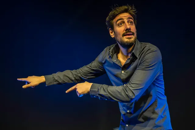 Maxime Gasteuil, une bête d'humour au Sentier des Halles