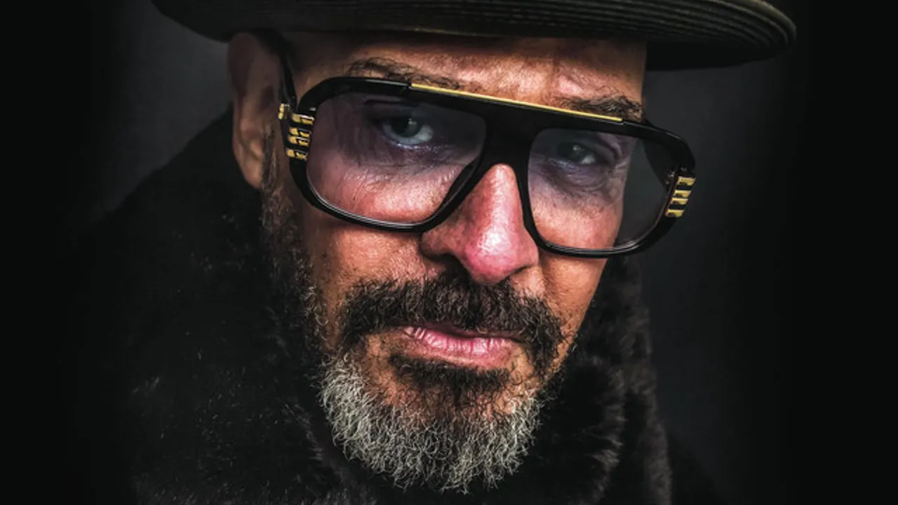 BARRY ADAMSON
