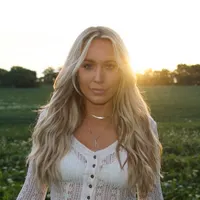 Elyse Saunders
