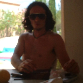 NiKaO N