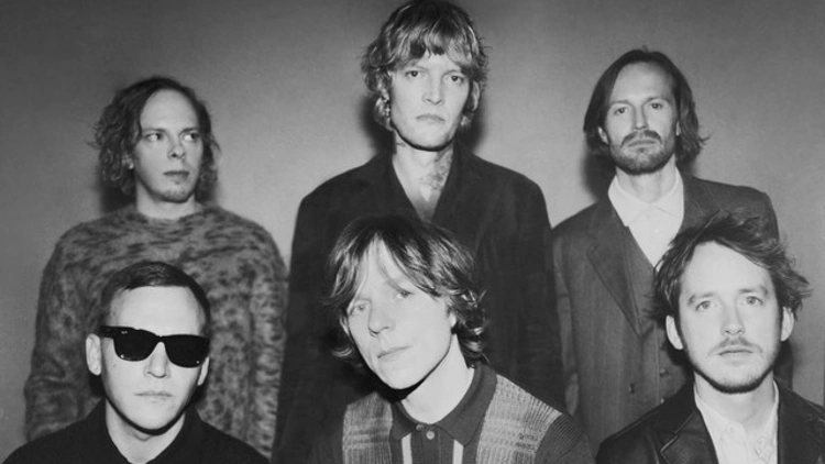 CAGE THE ELEPHANT