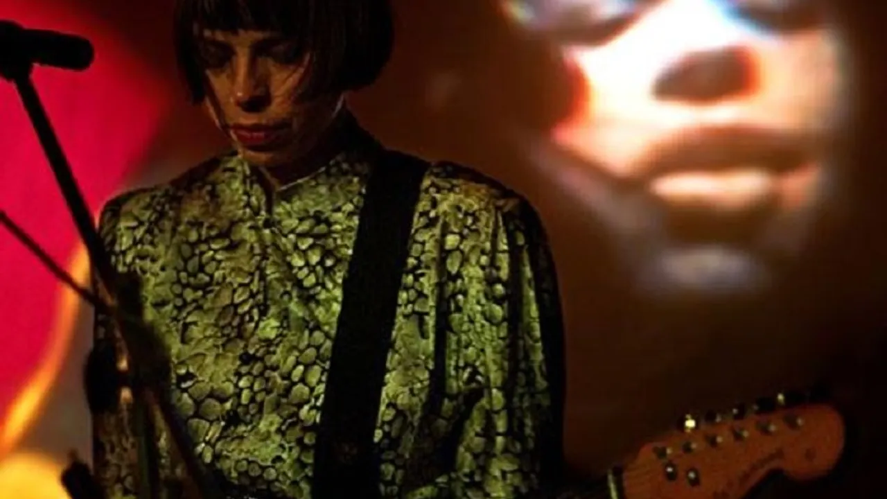 Deep // LOLA COLT • The Blind Suns // Supersonic - Free