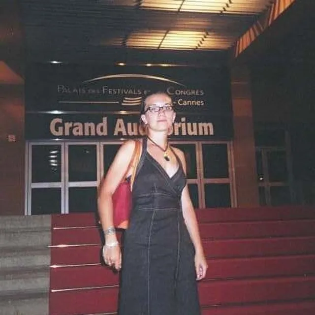 Anne-lyse B