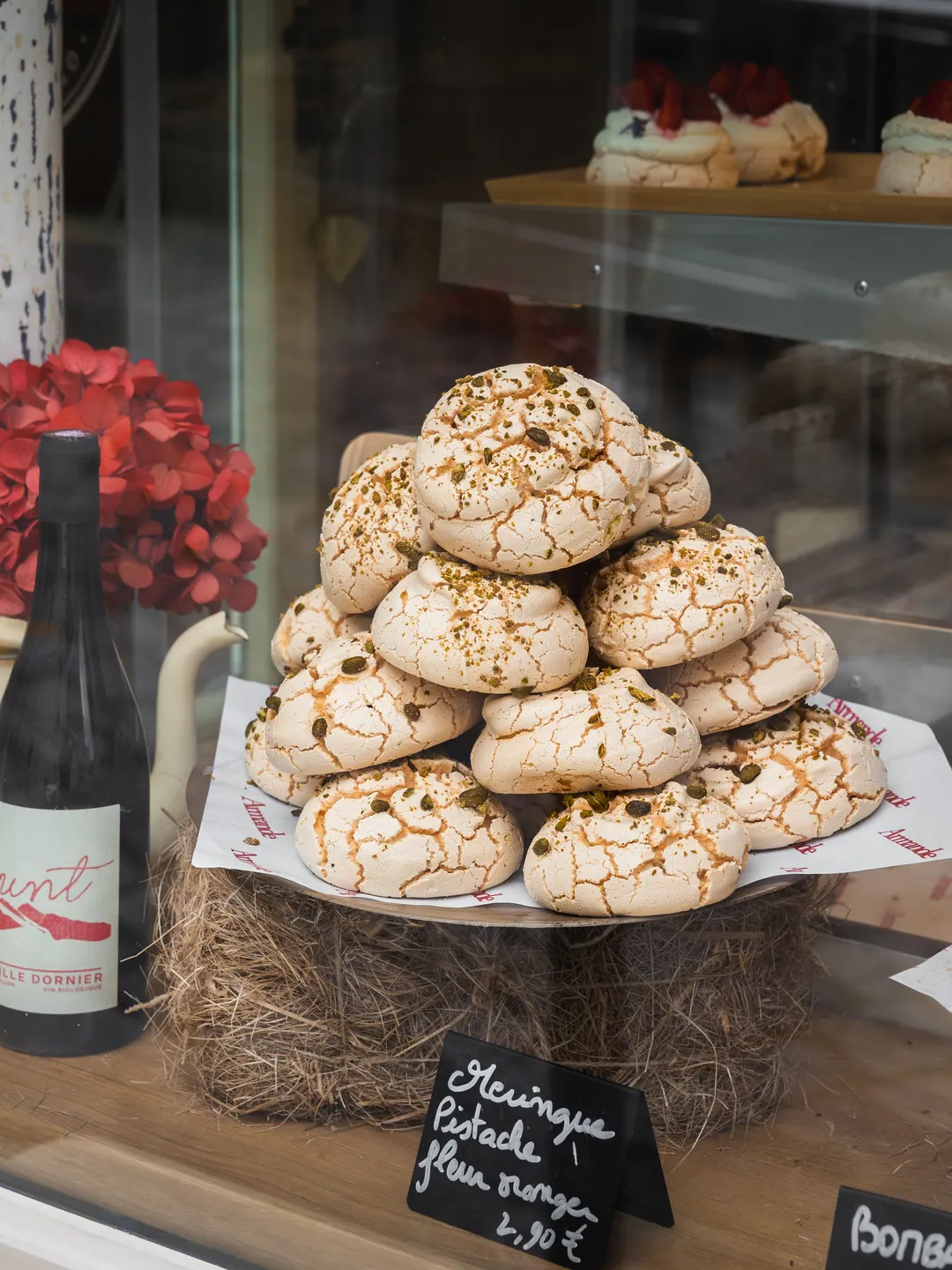 Armande Restaurant Shop Paris