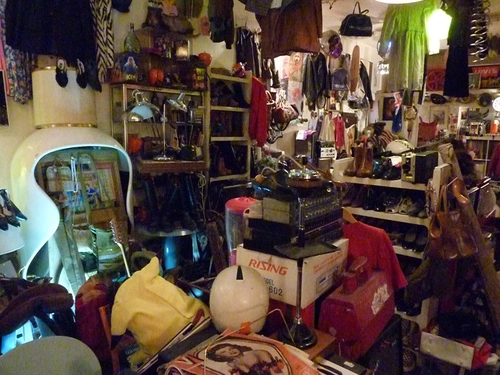 Aux Comptoirs du Chineur Shop Paris