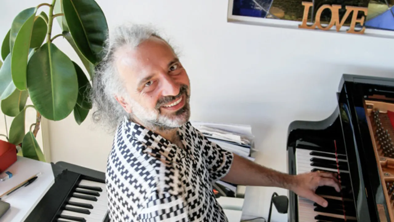 Stefano Bollani "que bom"