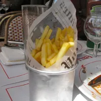 Le Café Charlot