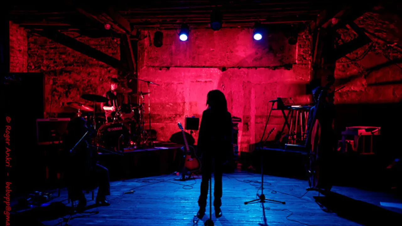 Elephantman Rose en concert
