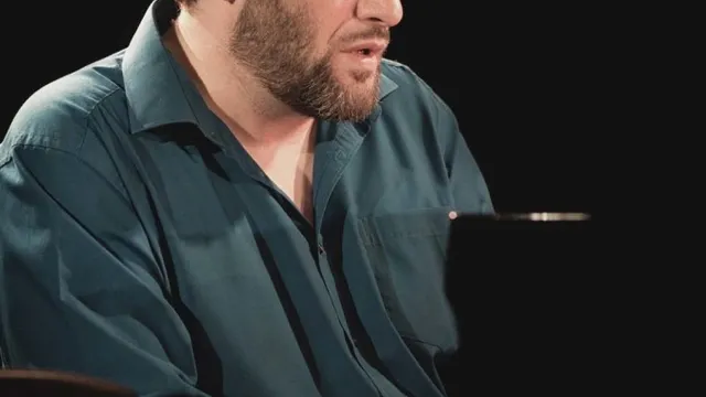 DENIS CHOUILLET SOLO « CHANTS ET DANSES DE MOI-MEME »