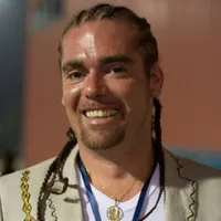 Leo L