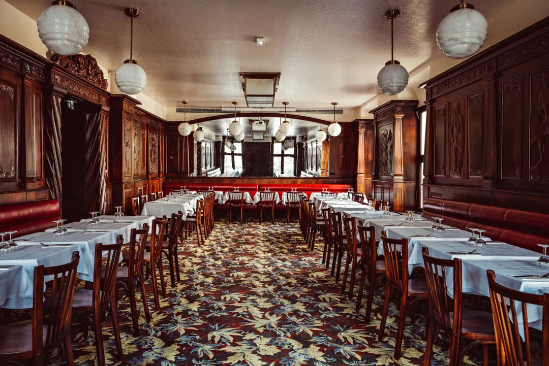Bouillon République Restaurant Paris