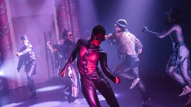 "The Belt" de Ambiguous Dance Company