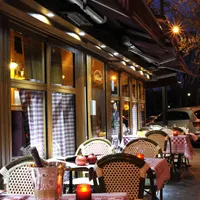 D'Chez Eux