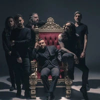 Betraying the martyrs