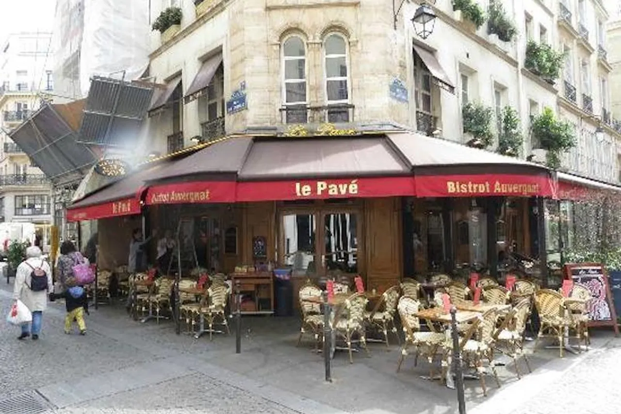 Le Pavé