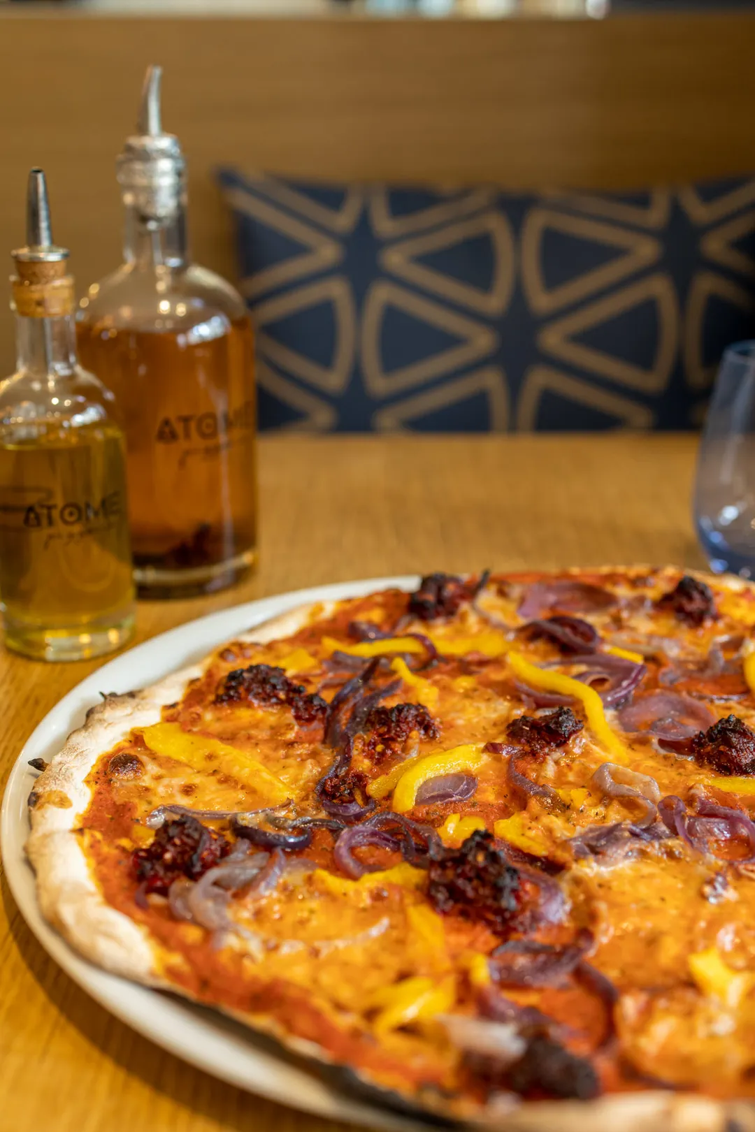 Atome Pizza Restaurant Paris