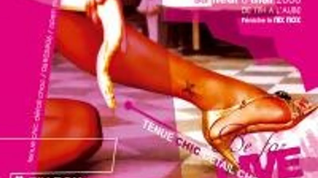 Tenue Chic Détail Choc