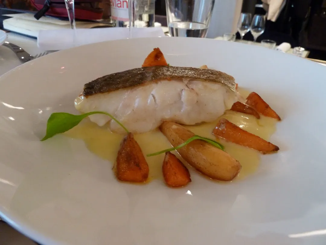 Le Moulin de la Galette Restaurant Paris