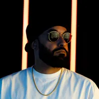 J-Statik