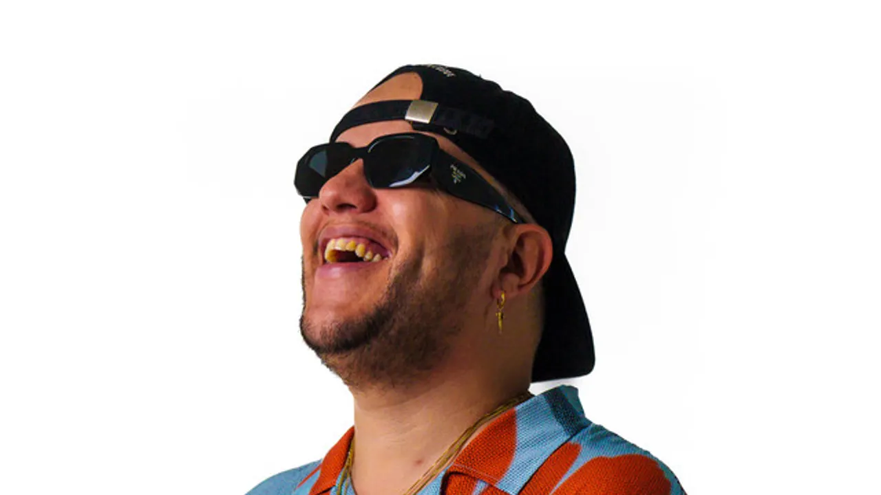 CUFF : AMINE EDGE & DANCE, SIRUS HOOD, CLYDE P, CHICKS LUV US