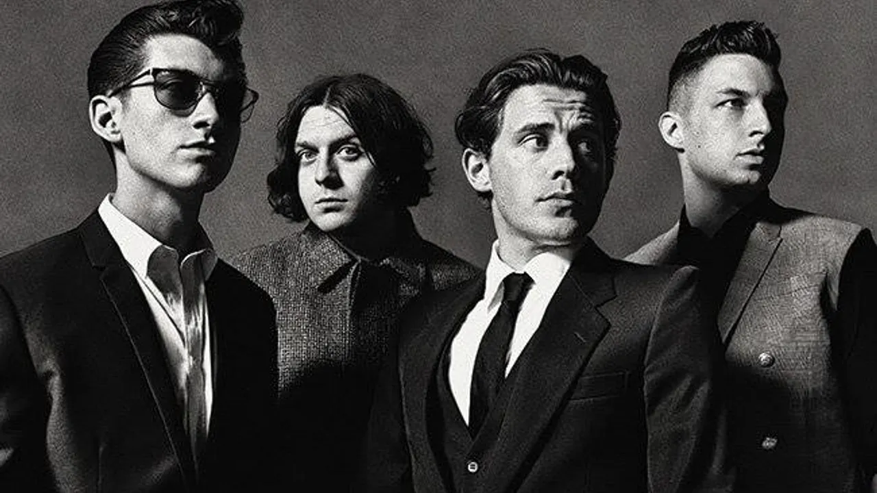 SUNDAY TRIBUTE // ARCTIC MONKEYS
