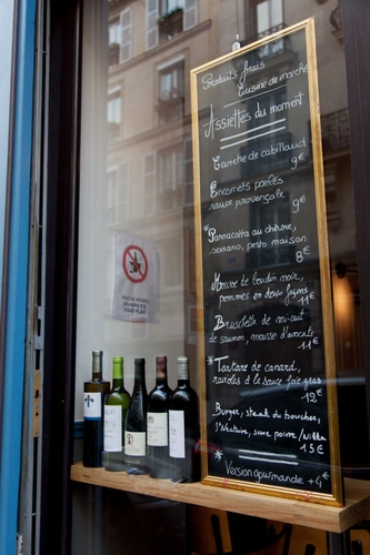 Le Barbiche Restaurant Bar Paris