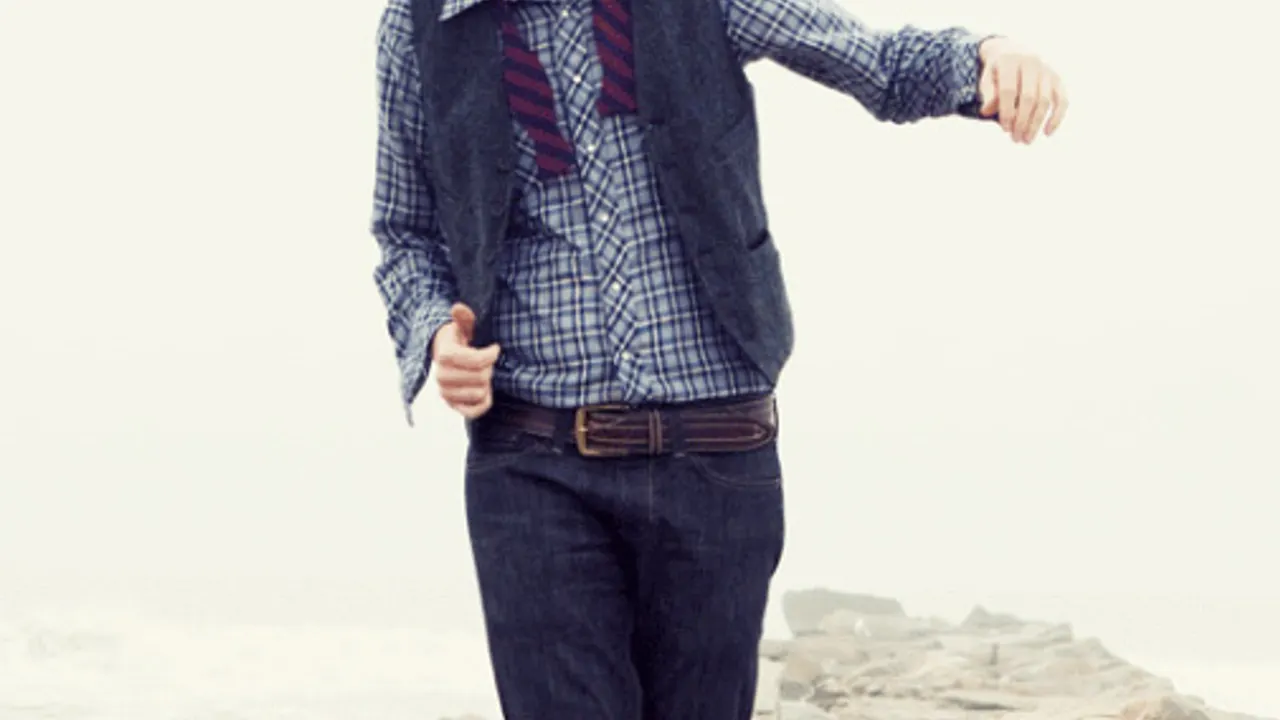 BRETT DENNEN