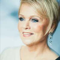 Katri Helena