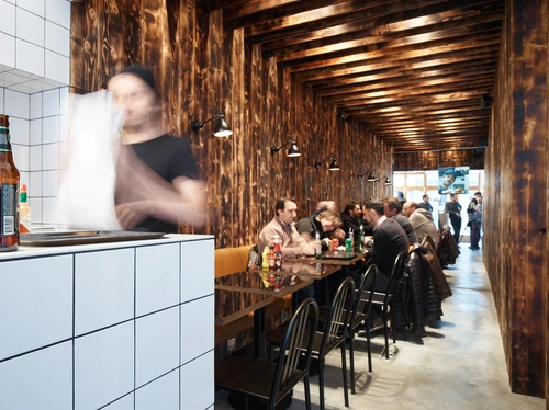 Le Ruisseau Burger Joint Restaurant Paris