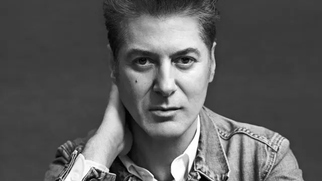 REPORTÉ - Etienne Daho joue son nouvel album