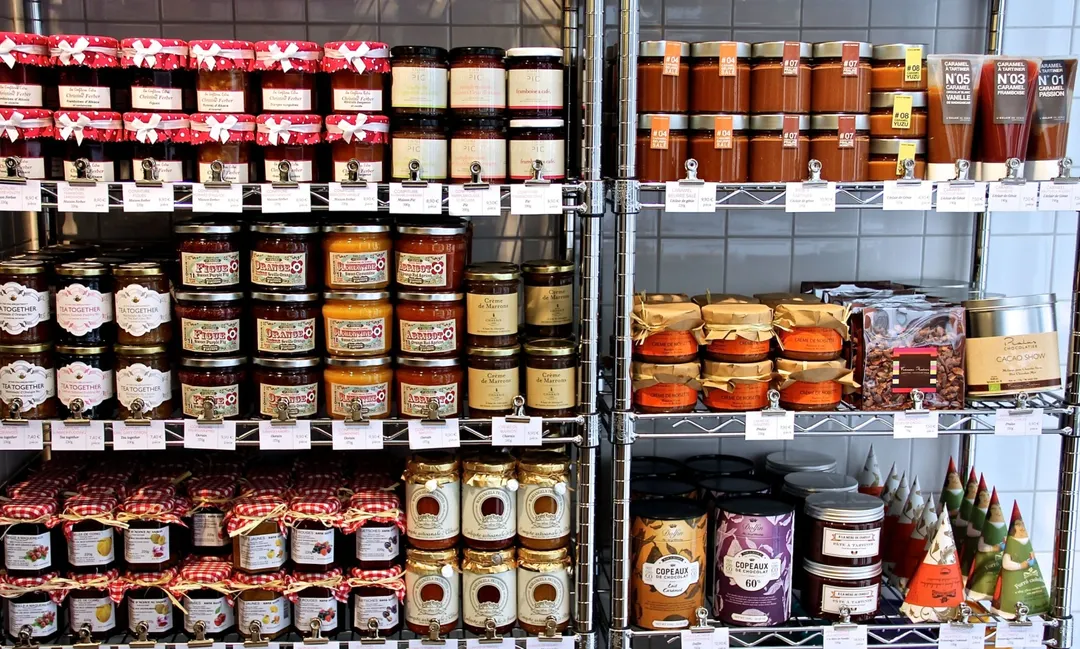 Claus - Epicerie Shop Paris