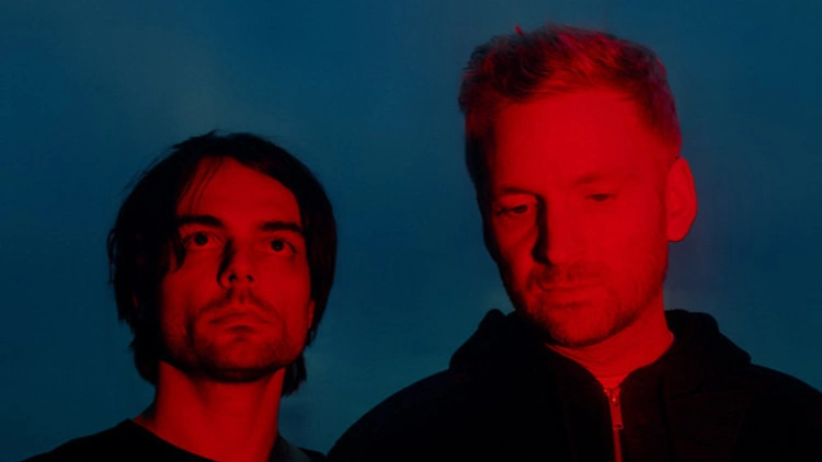 KIASMOS