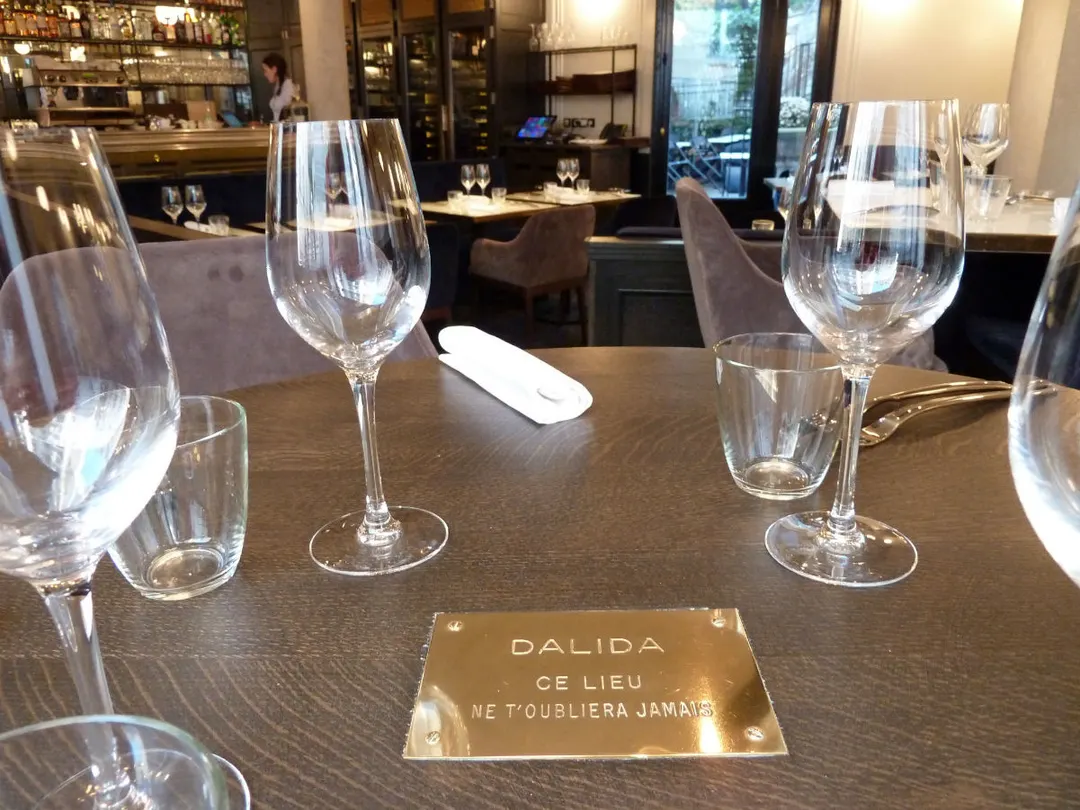 Le Moulin de la Galette Restaurant Paris