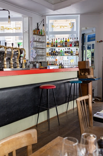 Café Content Restaurant Paris