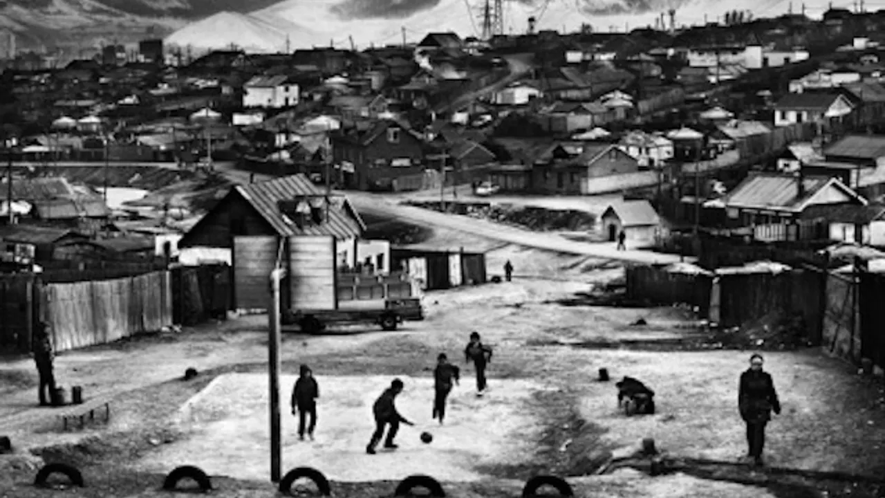 Jacob Aue Sobol, Arrivals and Departures