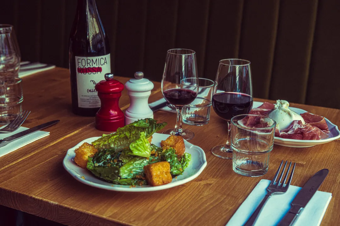 Osteria Brutto Restaurant Paris