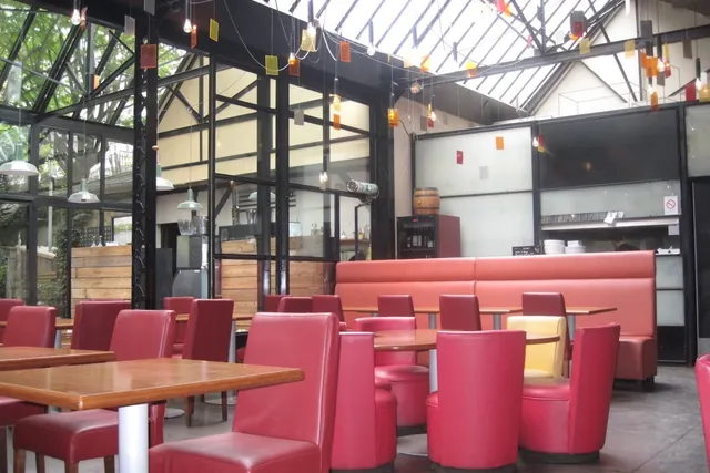 L'Entrepôt, le restaurant multi ambiance