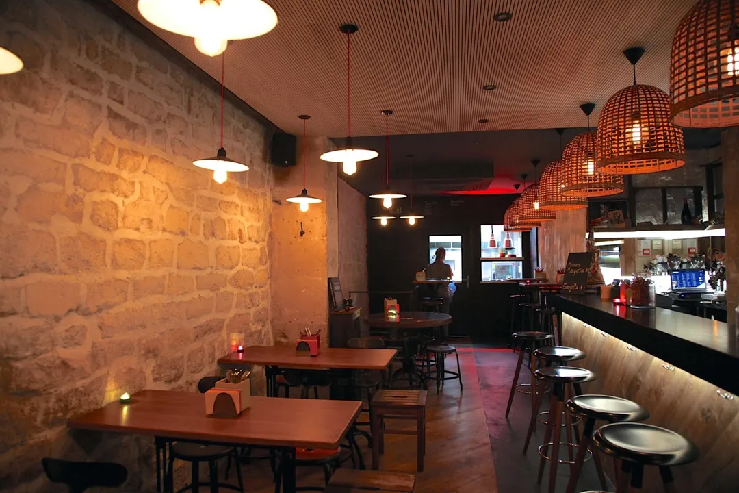 Luz Verde Bar Restaurant Paris